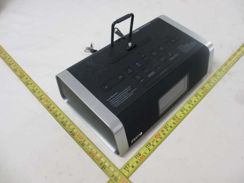 Hotel Bluetooth Universal Bedside Spesker System - FCC ID EMOHDL50 - SDI Technologies Inc. (5)