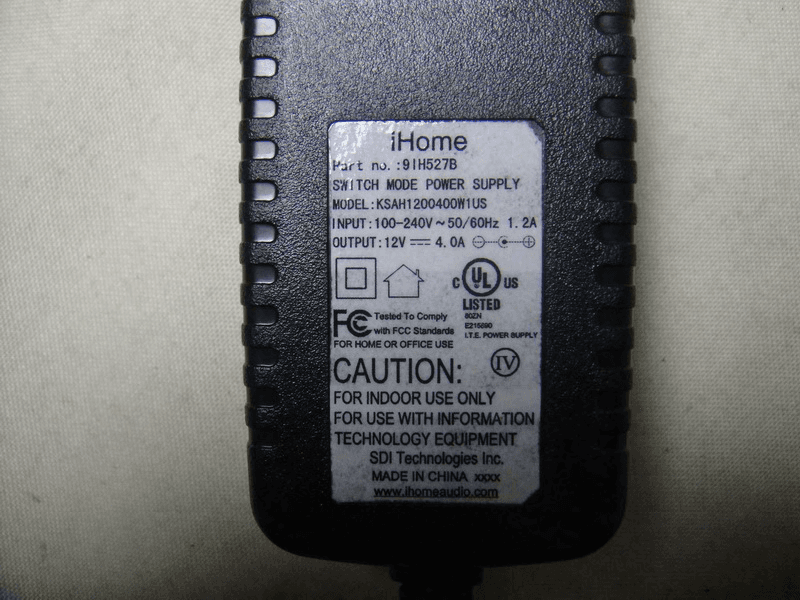 iA100 iHome Bluetooth App Speaker system w/Radio - FCC ID EMOIA100 - SDI Technologies Inc.