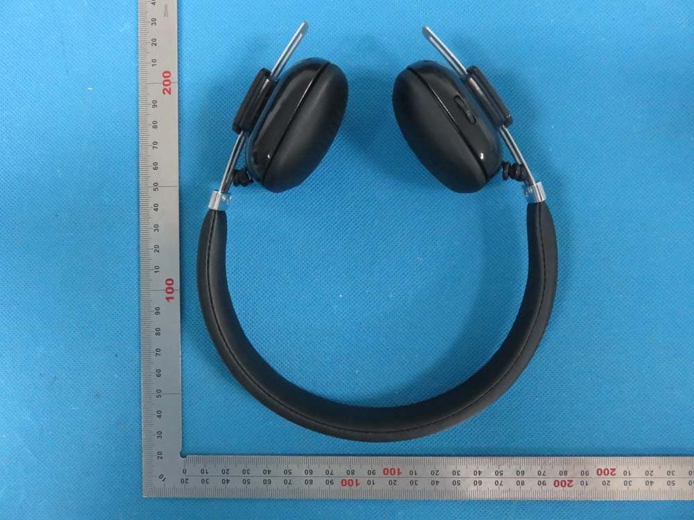 Bluetooth Wireless Headphones - FCC ID EMOIB81 - SDI Technologies Inc. (1)