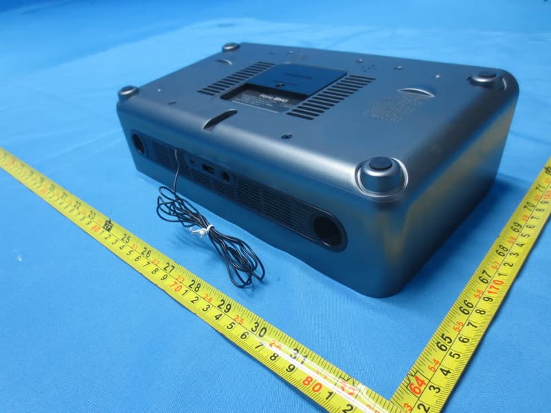 NFC Bluetooth Wireless FM Clock Radio with USB Charging - FCC ID EMOIBN43 - SDI Technologies Inc. (3)