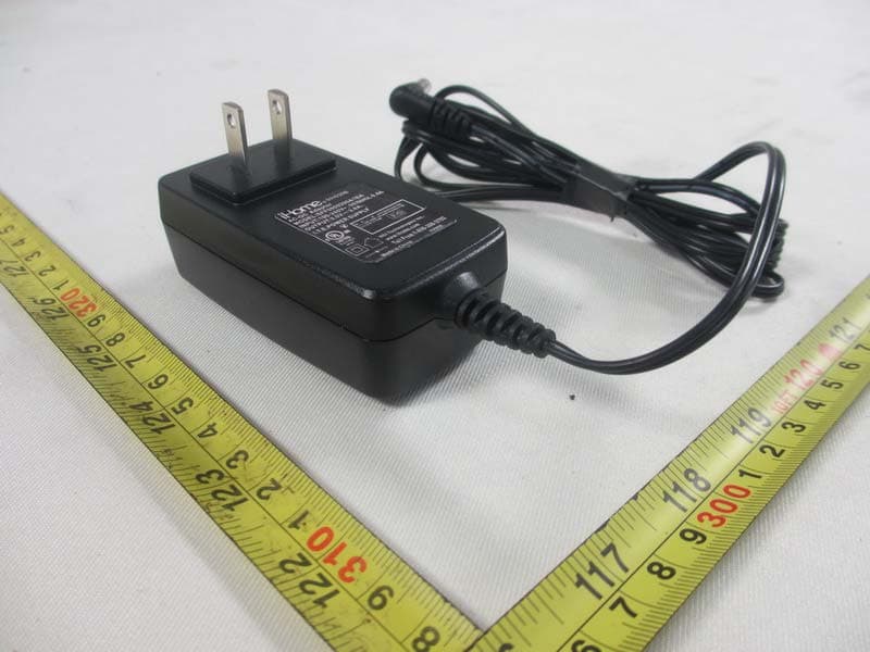 NFC Bluetooth Portable Rechargeable Speaker System - FCC ID EMOIBN48 - SDI Technologies Inc. (2)