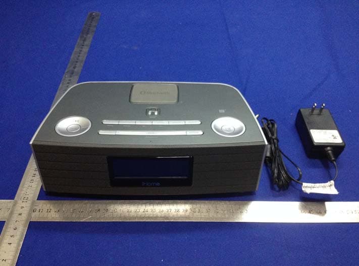 NFC Bluetooth Wireless FM Clock Radio with USB Charging - FCC ID EMOIBN97A - SDI Technologies Inc. (3)