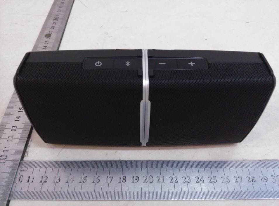 Rechargeable Bluetooth Stereo Speakers with Charging Base - FCC ID EMOIBT11 - SDI Technologies Inc. (2)