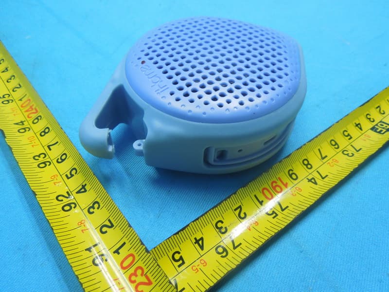 Splashproof Wireless Speaker with Speakerphnoe - FCC ID EMOIBT15 - SDI Technologies Inc.