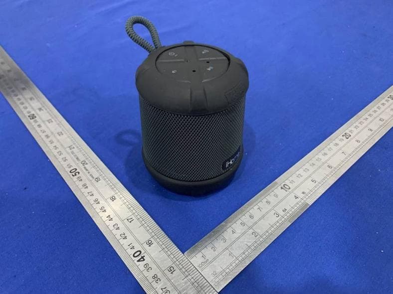 Bluetooth Wireless LED Color Changing Speaker, Rechargeable Battery - FCC ID EMOIBT154A - SDI Technologies Inc.
