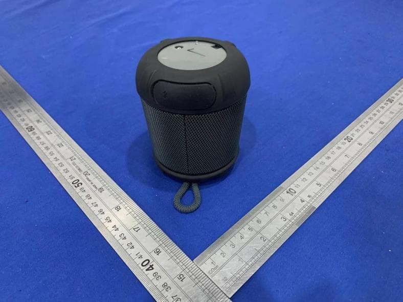 Bluetooth Wireless LED Color Changing Speaker, Rechargeable Battery - FCC ID EMOIBT154A - SDI Technologies Inc. (2)