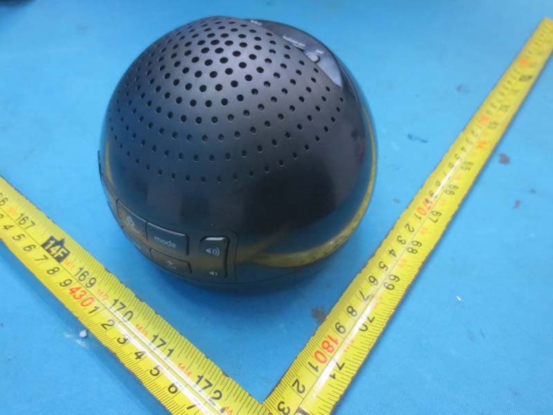 BT Alarm Clock Speaker with Speakerphone and USB charging - FCC ID EMOIBT18 - SDI Technologies Inc. (2)