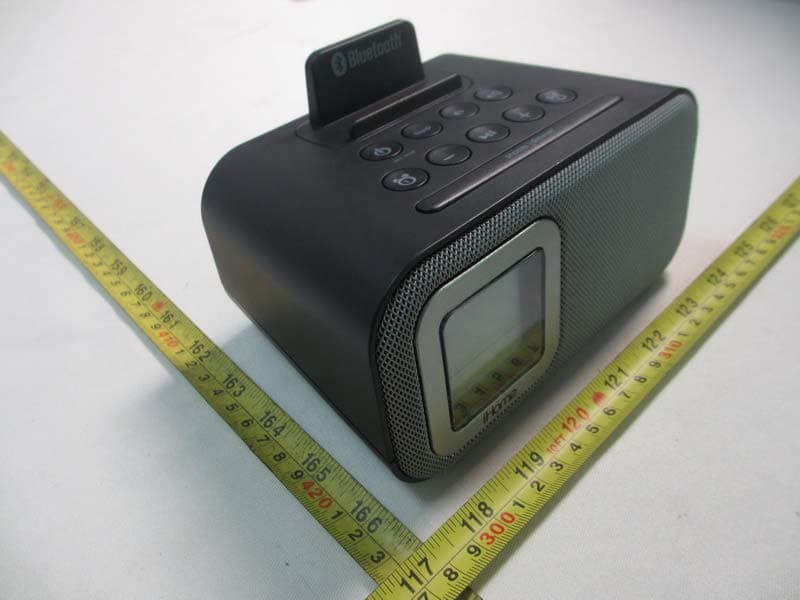 Bluetooth Wireless Dual Alarm Clock - FCC ID EMOIBT22A - SDI Technologies Inc. (3)