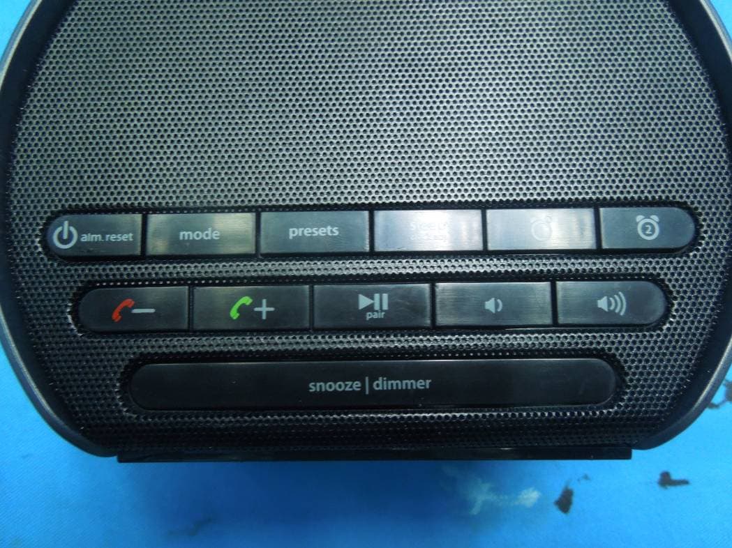 Bluetooth Wireless FM Clock Radio with USB Charging - FCC ID EMOIBT230 - SDI Technologies Inc. (2)