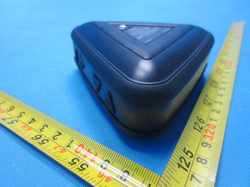 iHome Splashproof Wireless Speaker with Speakerphone - FCC ID EMOIBT3 - SDI Technologies Inc. (3)