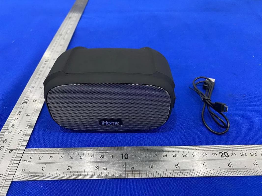 Bluetooth Wireless Speaker with Rechargeable Battery - FCC ID EMOIBT300A - SDI Technologies Inc. (2)