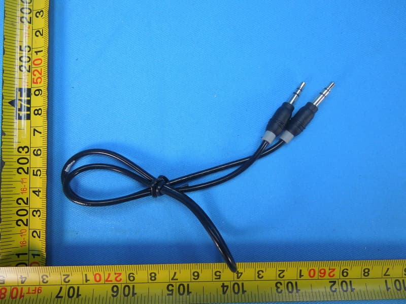 Bluetooth Wireless FM Clock Radio with USB Charging - FCC ID EMOIBT31 - SDI Technologies Inc.