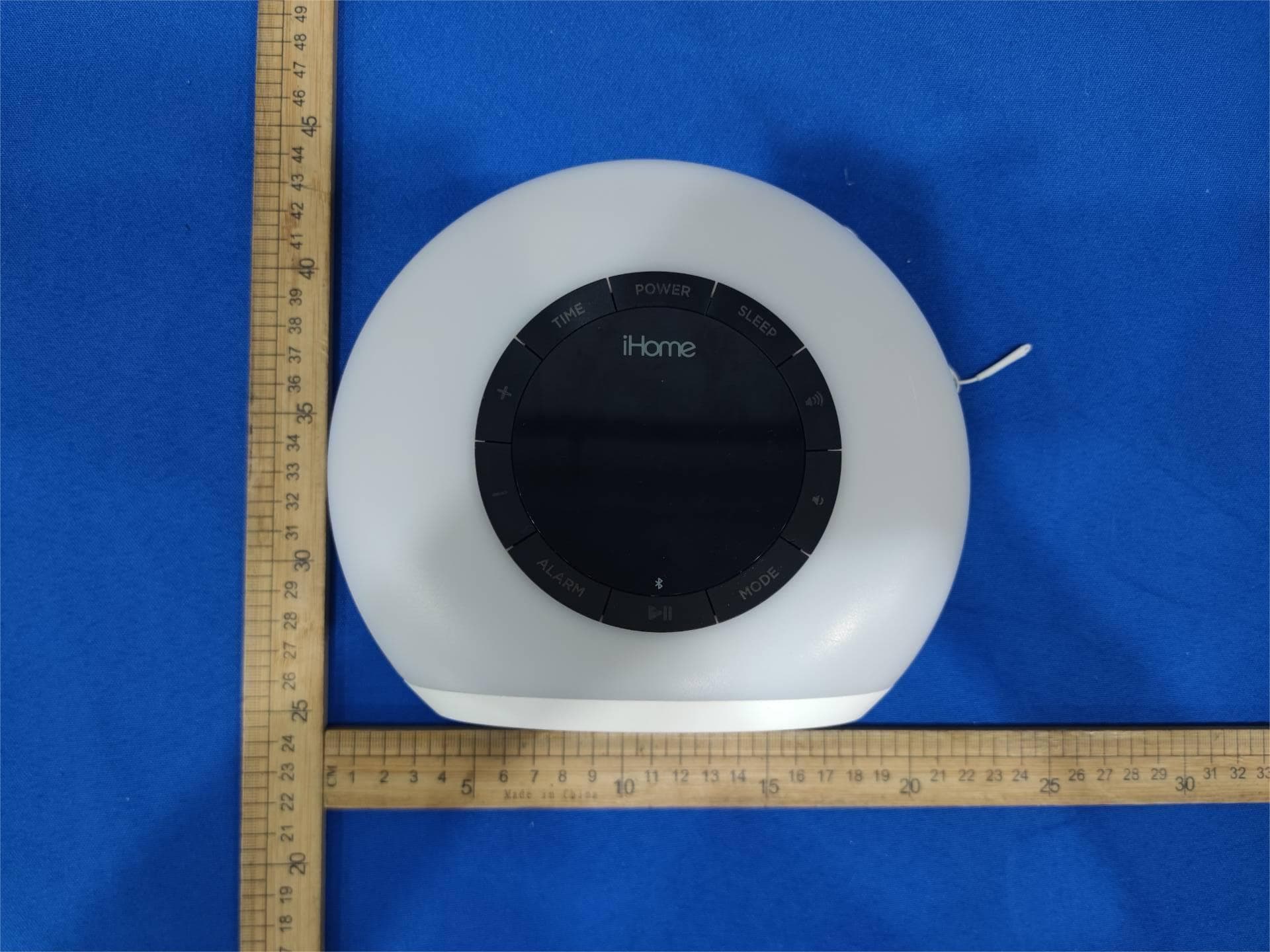 BLUETOOTH COLOR CHANGING USB CHARGING & FM CLOCK RADIO - FCC ID EMOIBT32A - SDI Technologies Inc. (2)