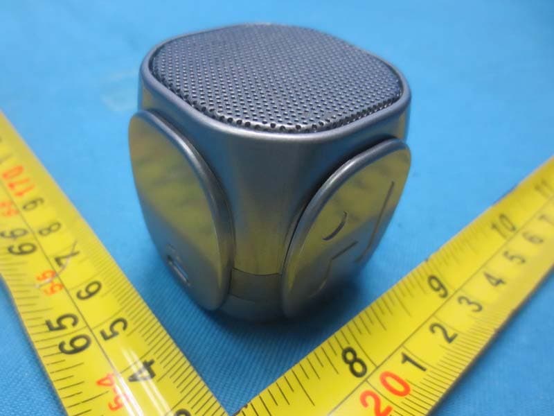 Bluetooth Rechargeable Micro Speaker - FCC ID EMOIBT55N - SDI Technologies Inc.