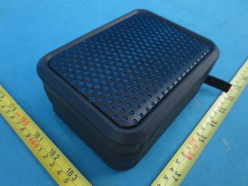 Waterproof Rechargeable Bluetooth Stereo Speaker System - FCC ID EMOIBT7 - SDI Technologies Inc. (4)