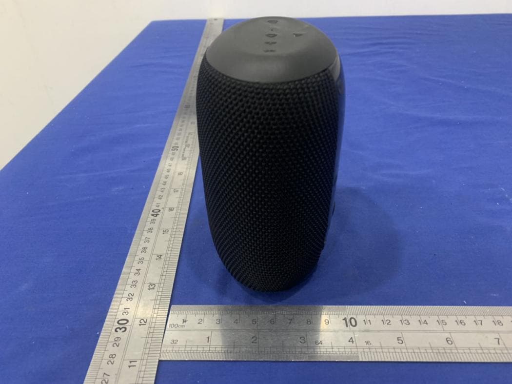 Bluetooth Mono Wireless Speaker - FCC ID EMOIBT700A - SDI Technologies Inc. (4)