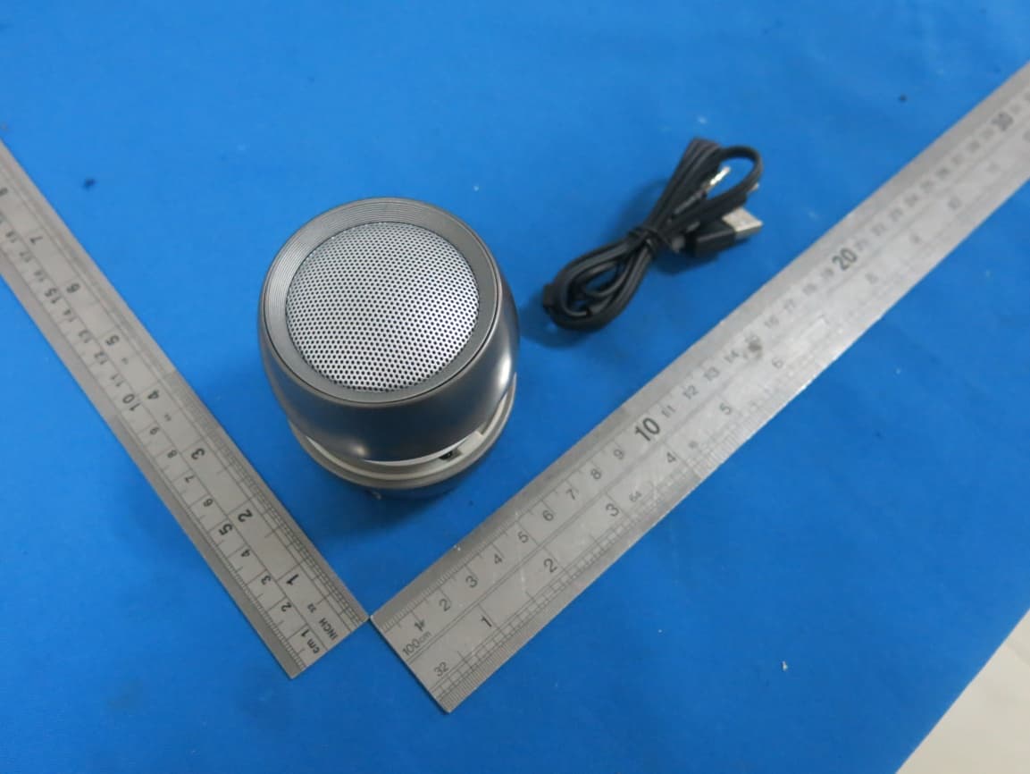GlowTunes Bluetooth Rechargeable Mini Speaker - FCC ID EMOIBT73N - SDI Technologies Inc.