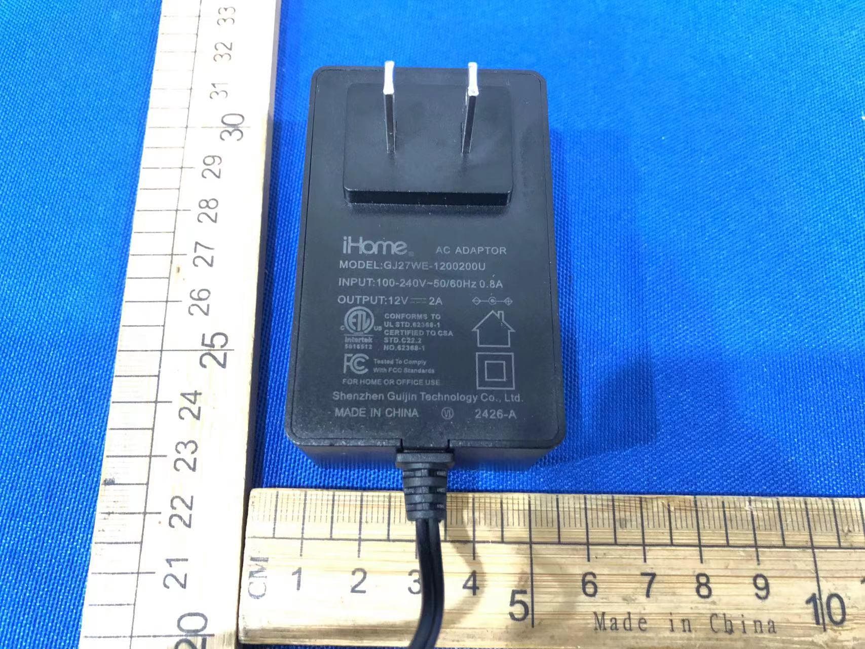 Bluetooth Alarm Clock with wireless and USB charging - FCC ID EMOIBTW112A - SDI Technologies Inc.