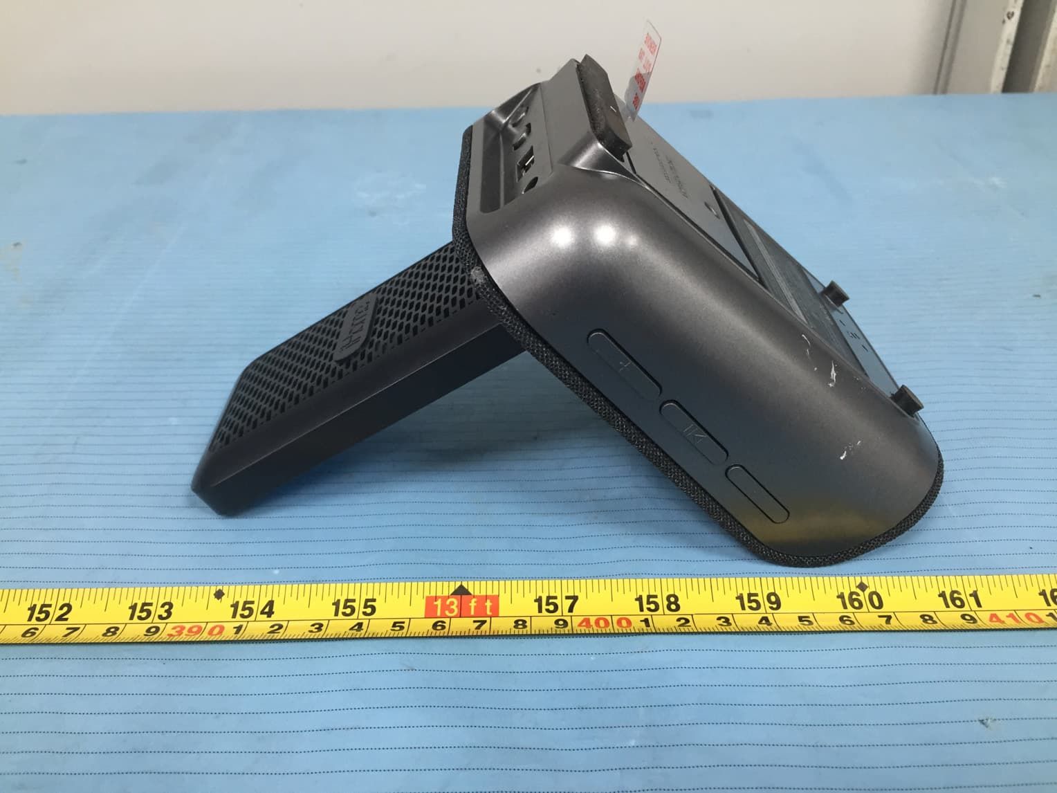 Compact Bluetooth Bedside Alarm Clock with Upright Wireless and USB Charging - FCC ID EMOIBTW20 - SDI Technologies Inc. (5)