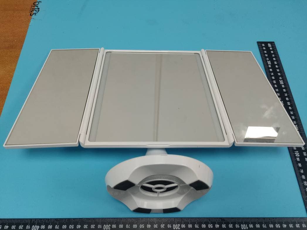 Flat Panel Vanity Mirror with Bluetooth Downward firing Mono Speaker - FCC ID EMOICVBT4A - SDI Technologies Inc. (3)