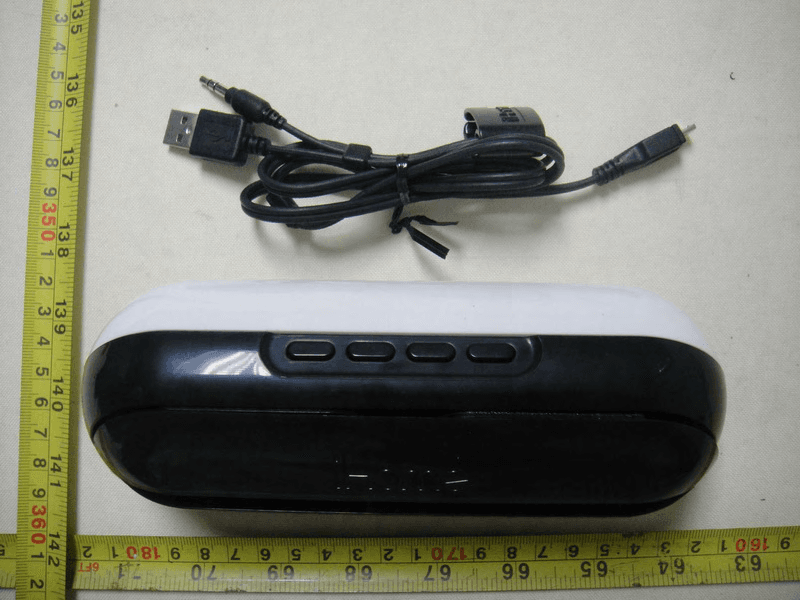 iPad/ iPhone / iPod - FCC ID EMOIDM12 - SDI Technologies Inc. (4)