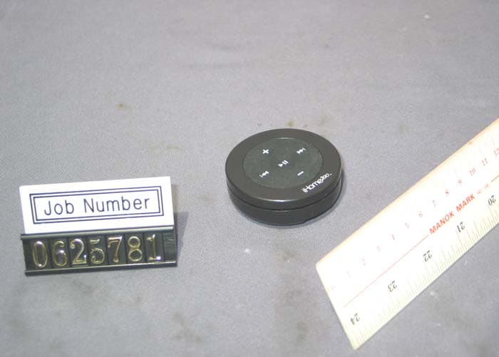 RF Remote Control Transmitter (433.92Mz Tx) - FCC ID EMOIH85RC - SDI Technologies Inc. (2)