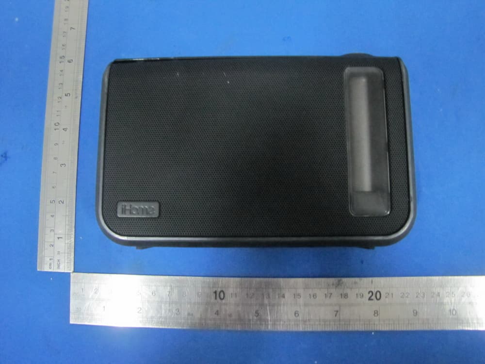 portable stereo speaker system with speakerphone and removable power - FCC ID EMOIKN100 - SDI Technologies Inc.