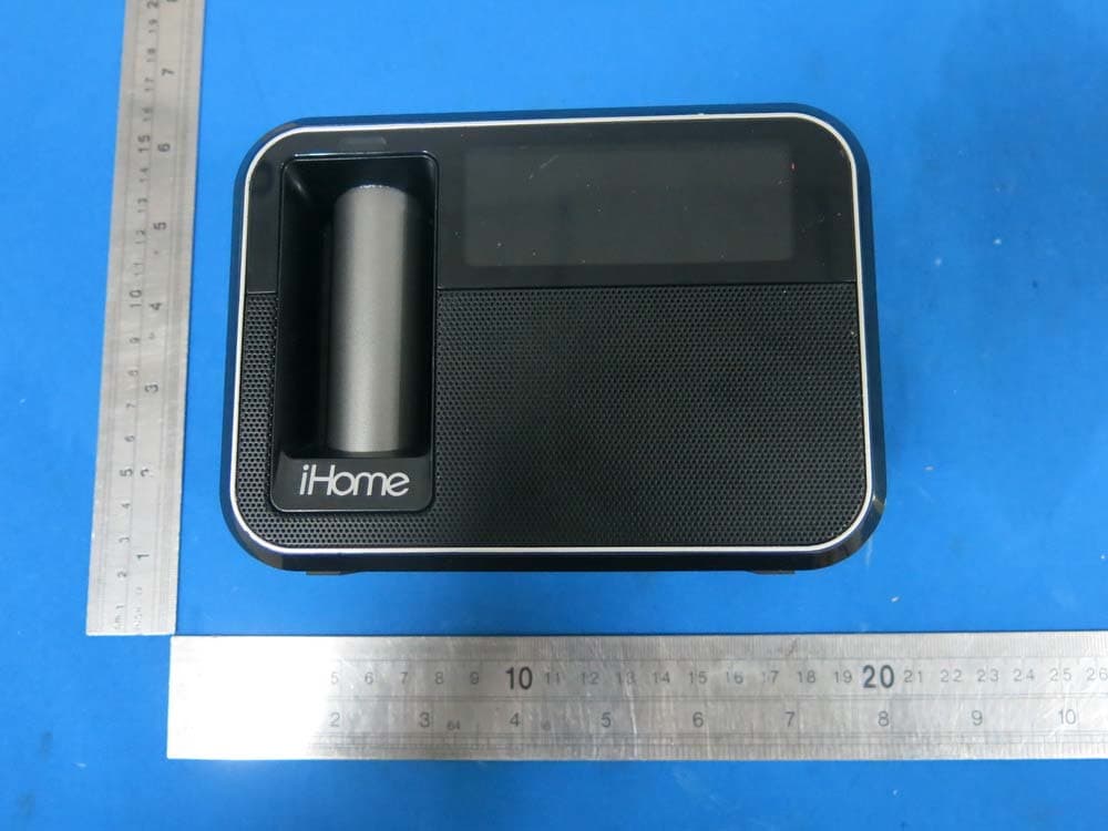 dual charging alarm clock with speakerphone and removable battery - FCC ID EMOIKT50 - SDI Technologies Inc. (4)