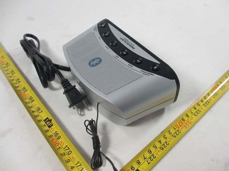 Bluetooth Dual Alarm AM/FM Clock Radio - FCC ID EMOT331 - SDI Technologies Inc.
