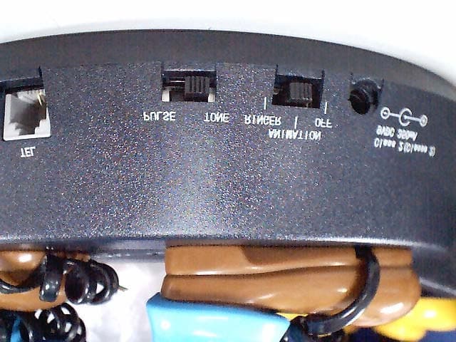 900 MHz Cordless Telephone - FCC ID EMWBBGC900PH - KCL Technology Ltd