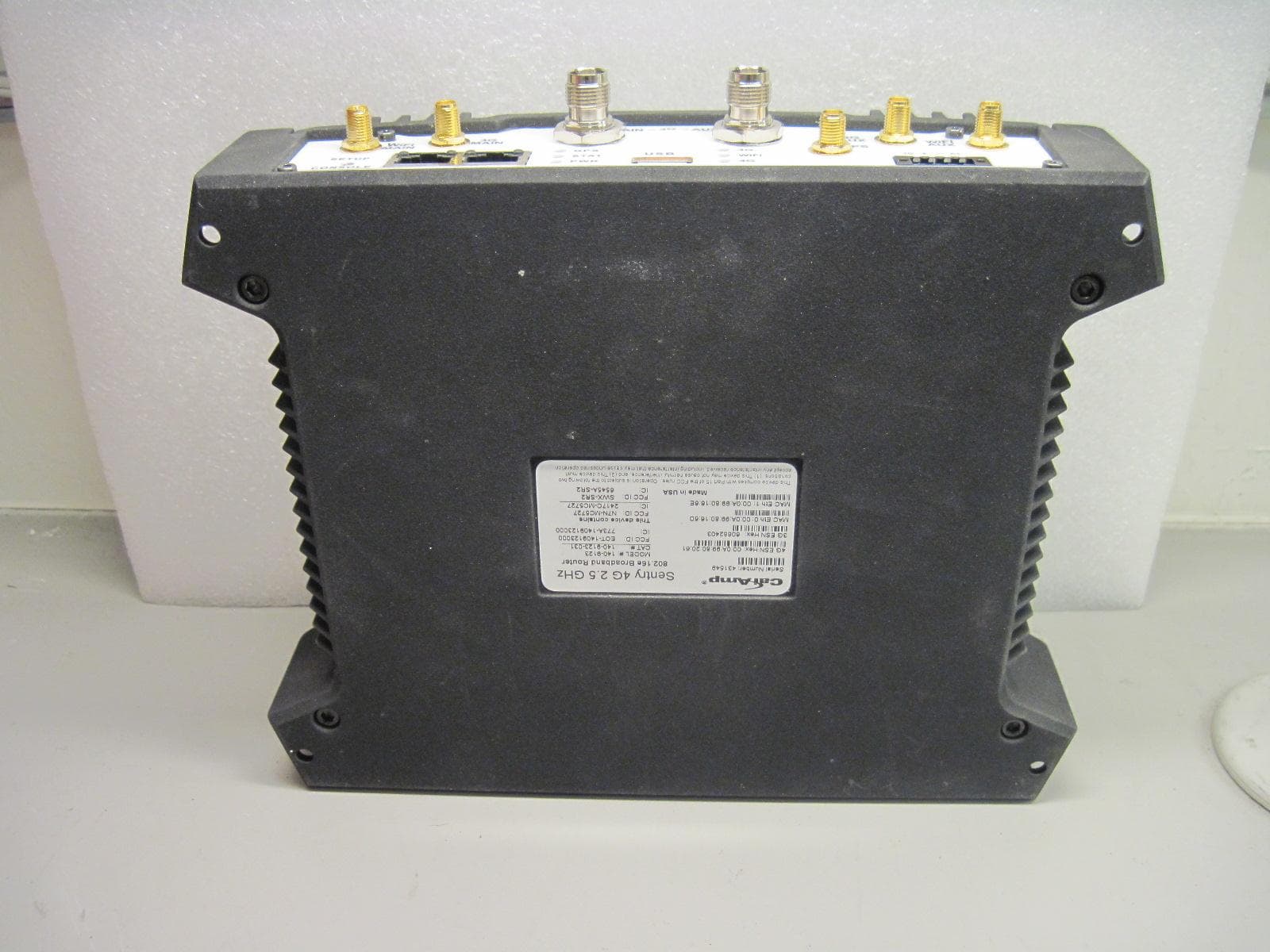 2.5 GHz Wireless Broadband Route - FCC ID EOT-1409123000 - CALAMP WIRELESS NETWORKS INC. (2)