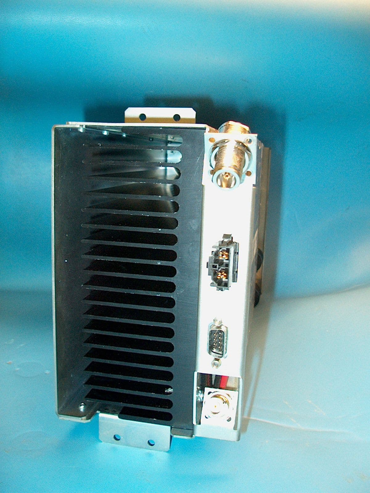 AET Amplifier - FCC ID EOTBDP3-AET - CALAMP WIRELESS NETWORKS INC.