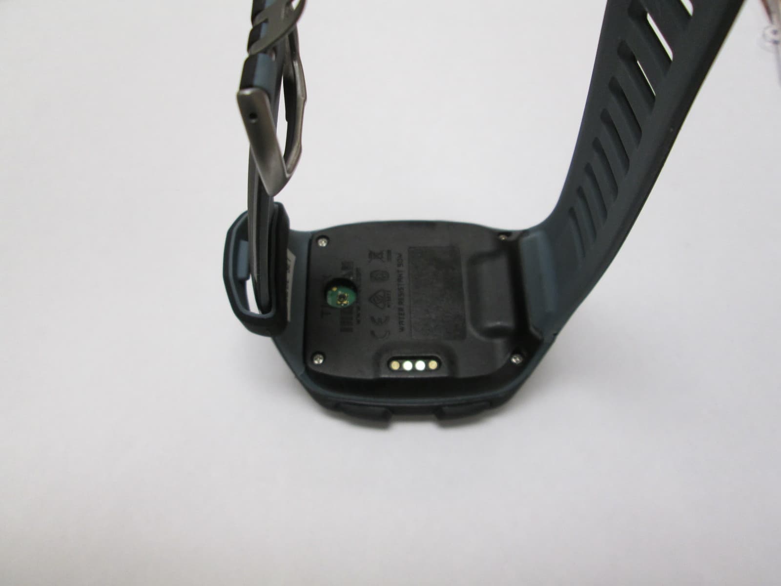 Fitness Watch with integrated Radios 1) WCDMA (850/1800/2100/R99+HSDPA) 2) BT (v3.0+EDR+LE) 3) GPS - FCC ID EP9-TMXM061 - Timex Group USA, Inc. (2)
