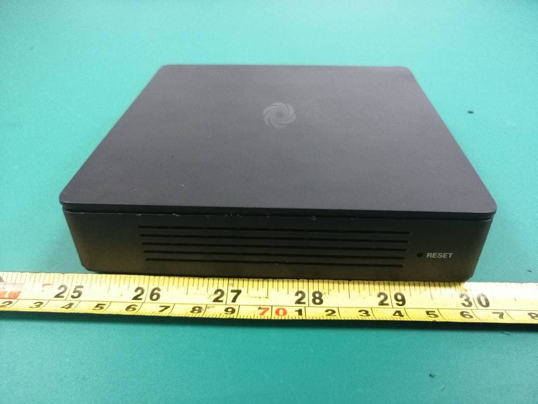 Wireless Presentation System - FCC ID EROAM-3100 - Crestron Electronics Inc (2)