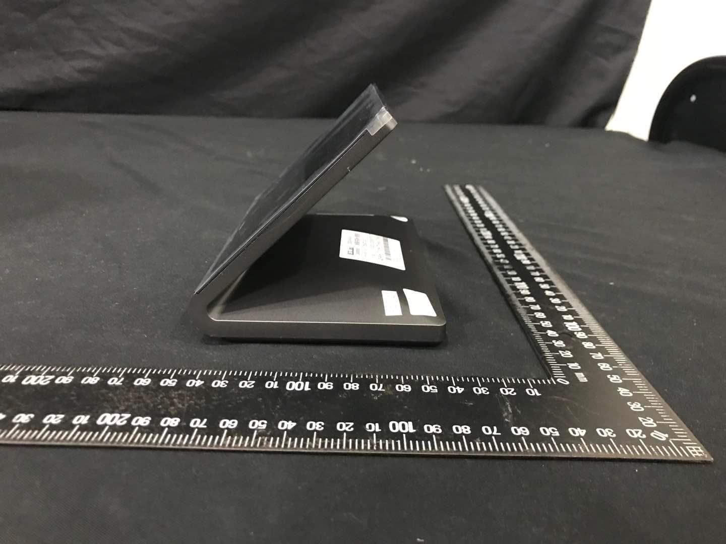 7 inch Touch Screen Surface mount - FCC ID EROTS770 - Crestron Electronics Inc (5)