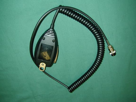 VHF Scanning Receiver - FCC ID EUGDR-135T - USA Alinco Branch (4)