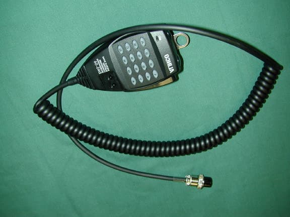 VHF Scanning Receiver - FCC ID EUGDR-135T - USA Alinco Branch (3)