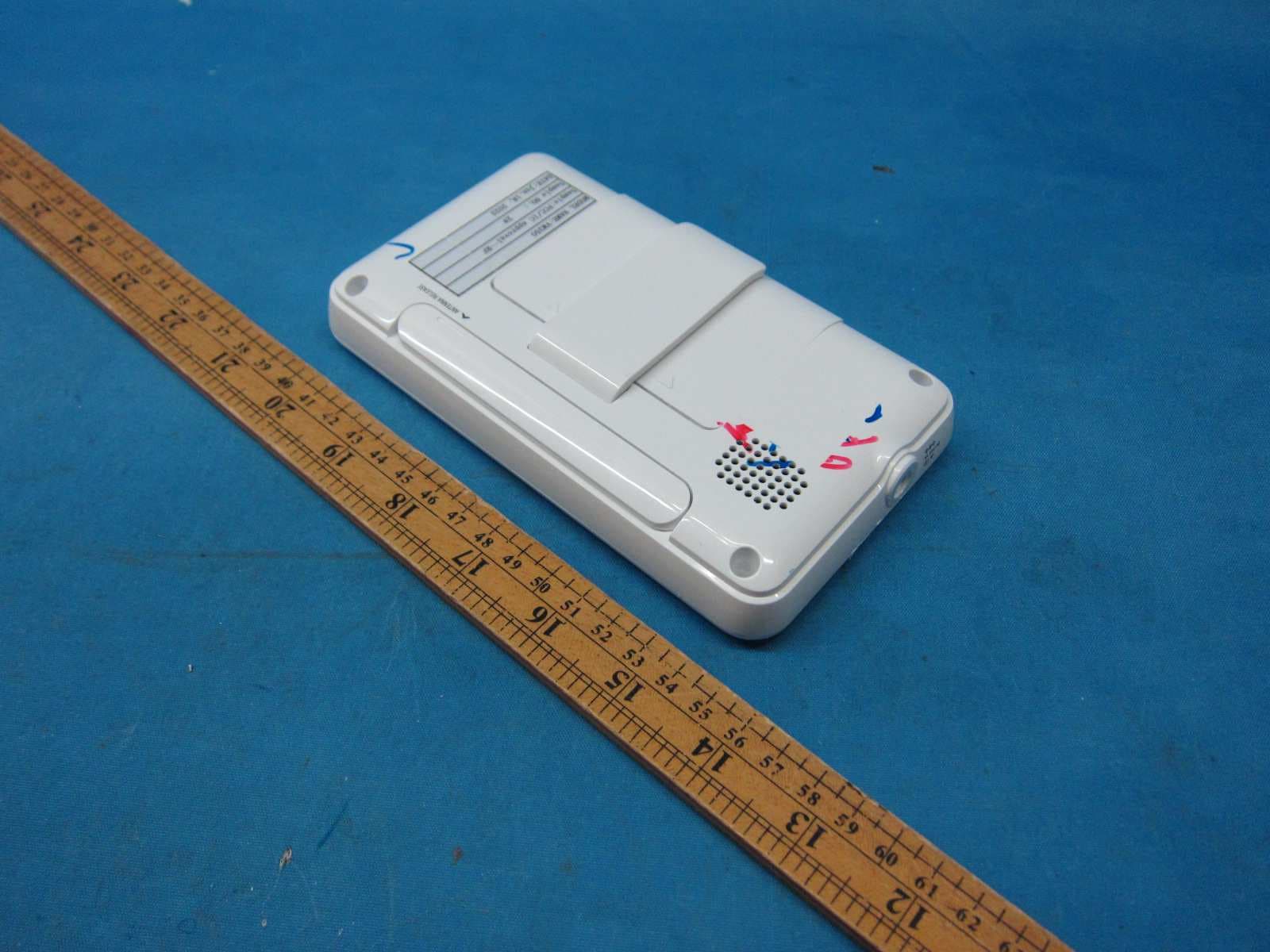 Video Monitor - Parent Unit - FCC ID EW780-1383-01 - VTech Telecommunications Ltd (2)