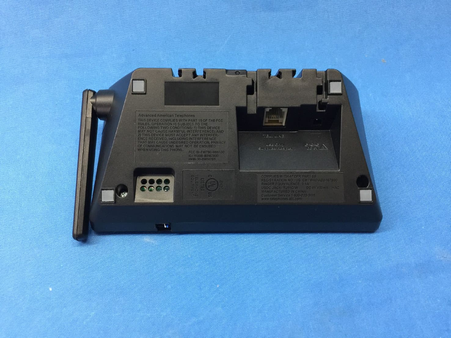 DECT 6.0 Cordless Telephone - Base Unit - FCC ID EW780-1678-00A - VTech Telecommunications Ltd (3)