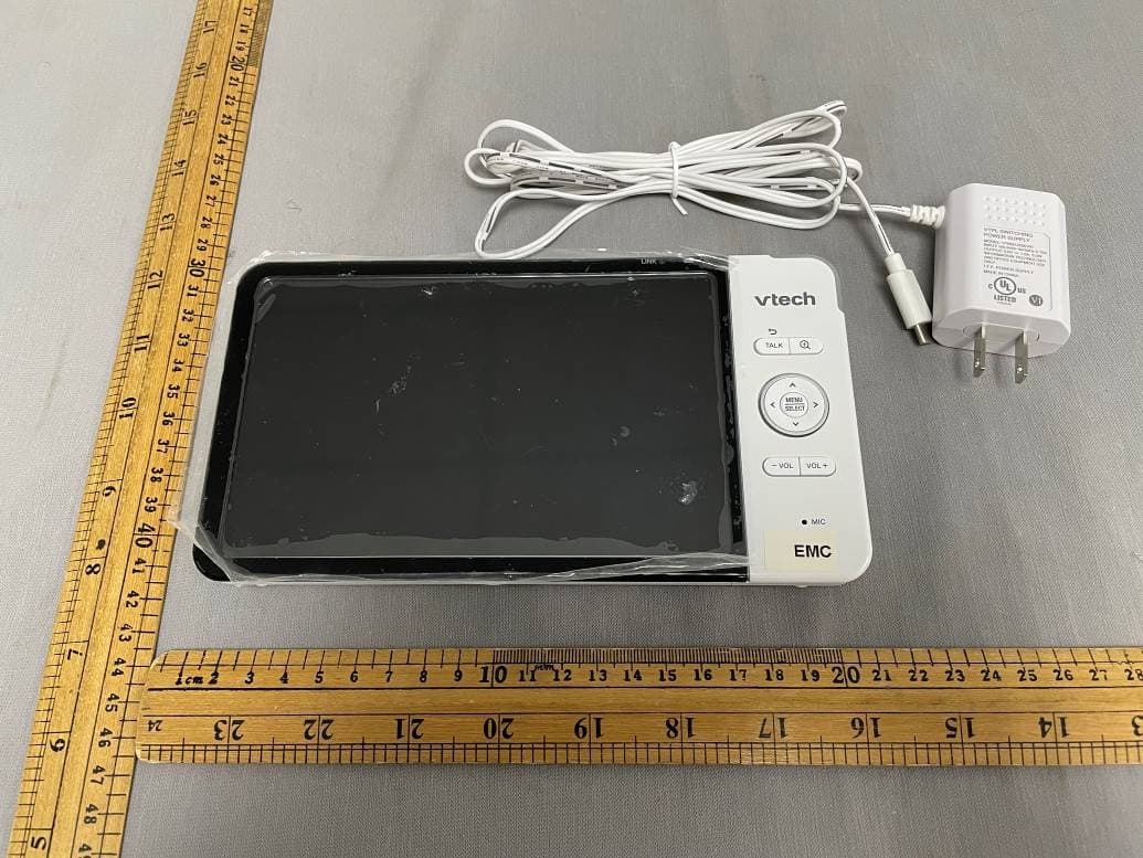 Pan and Tilt Monitor - FCC ID EW780-1925-01 - VTech Telecommunications Ltd (4)