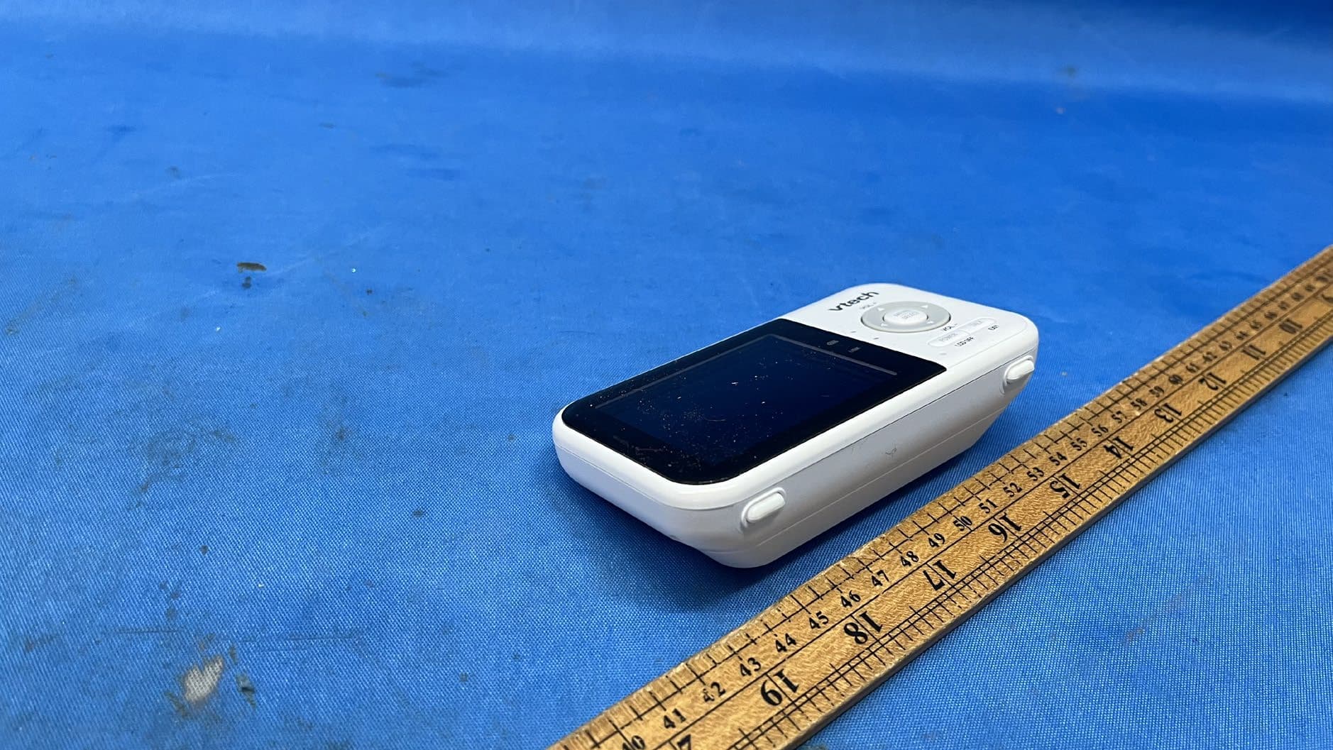 Video Baby Monitor - FCC ID EW780-1960-01D - VTech Telecommunications Ltd (2)