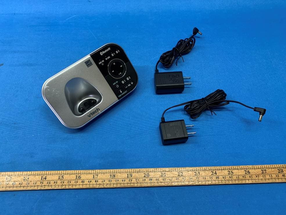 DECT 6.0 Cordless Telephone - Base Unit - FCC ID EW780-2015-00 - VTech Telecommunications Ltd (3)