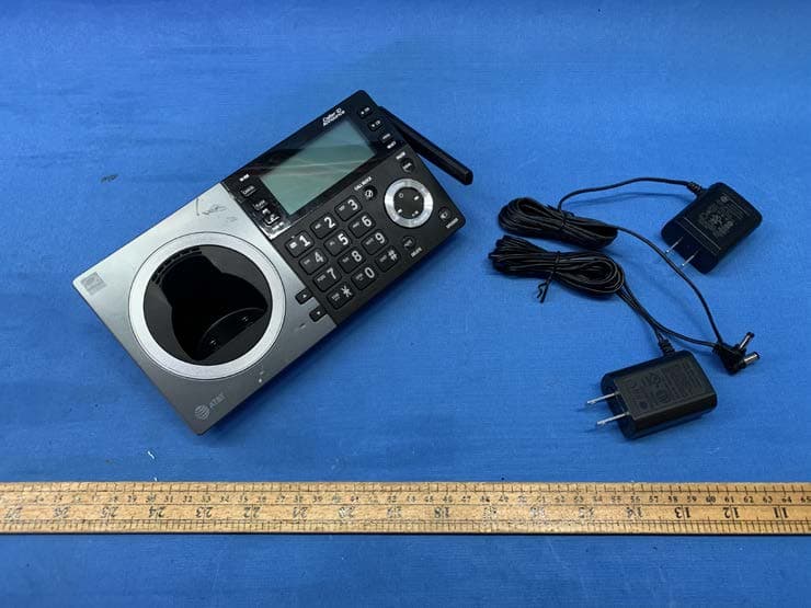 DECT 6.0 Cordless Telephone - Base Unit - FCC ID EW780-2018-00 - VTech Telecommunications Ltd (3)