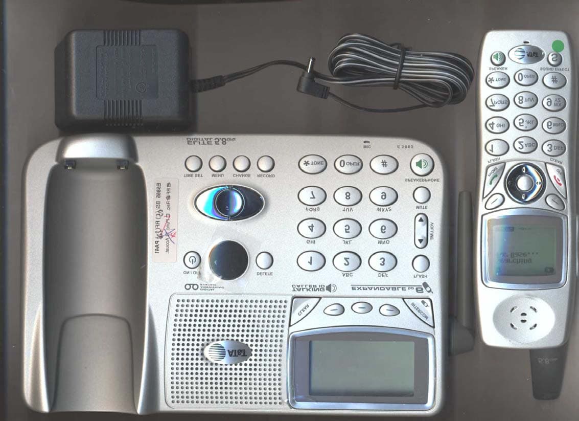 Cordless Telephone Base - FCC ID EW780-5412-00 - VTech Telecommunications Ltd (3)