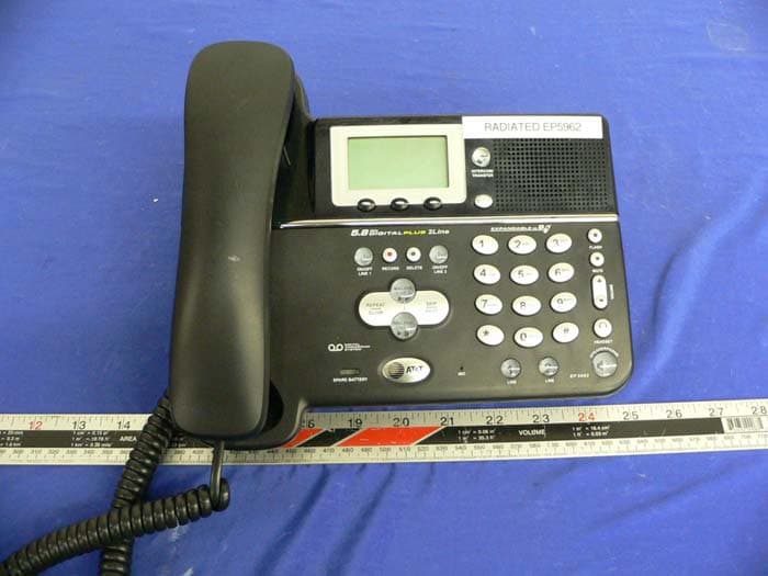 5.8 GHz Corded/Cordless Answering System - FCC ID EW780-5681-00 - VTech Telecommunications Ltd (3)