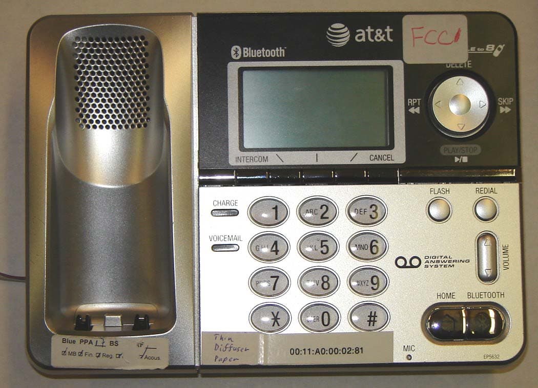 Cordless Telephone System with BT Enabled Base - FCC ID EW780-6101-00 - VTech Telecommunications Ltd