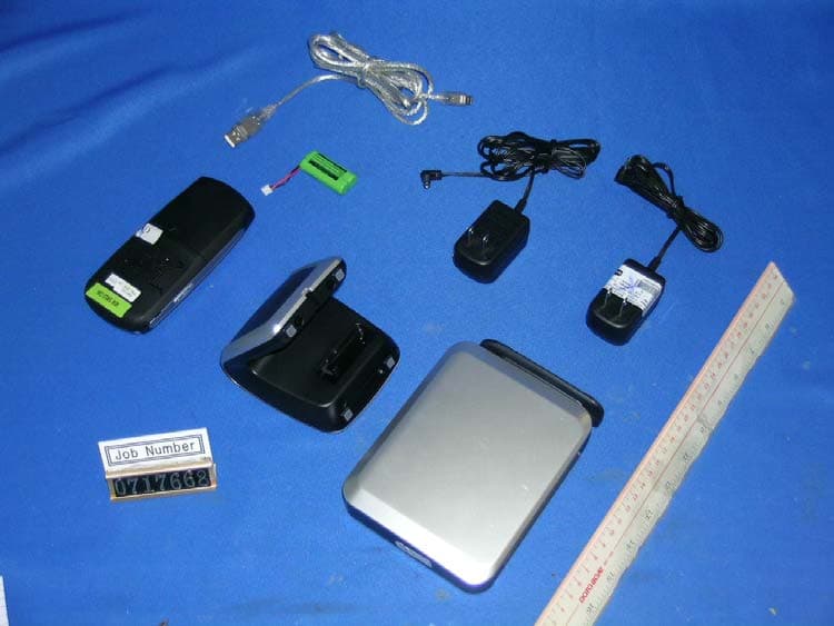 Cordless Phone with Instant Messaging - FCC ID EW780-6292-00 - VTech Telecommunications Ltd (3)