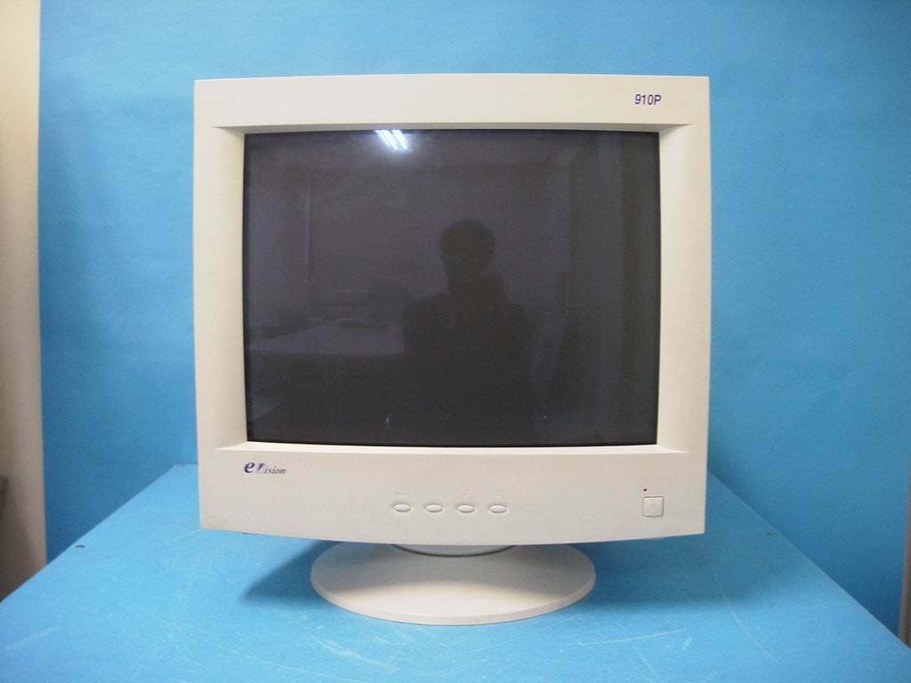 19 Inch Color Display Monitor - FCC ID EWB9S946 - Orion Electric Co Ltd (3)