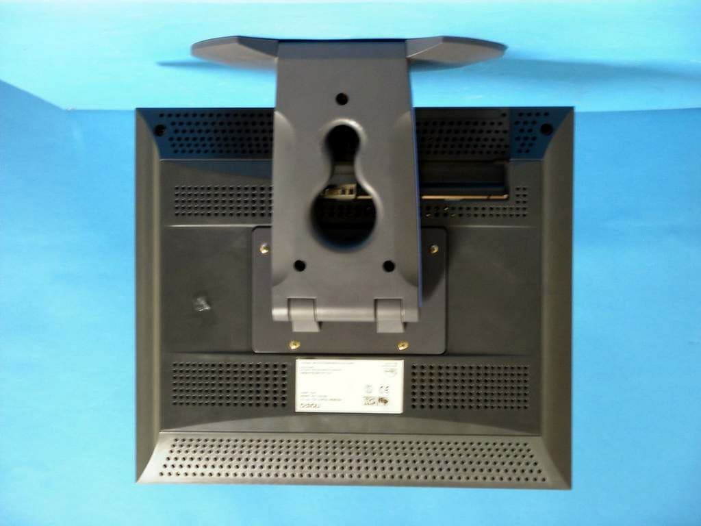 17 inch LCD Monitor - FCC ID EWBLN710S - Orion Electric Co Ltd (3)