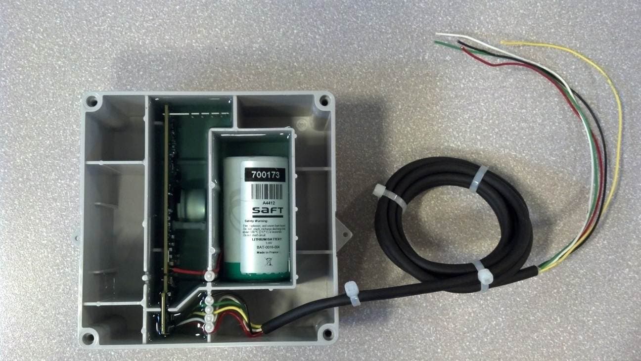 AMR transceiver device for utility gas/telemetry meters - FCC ID EWQ100THONA - Itron Inc